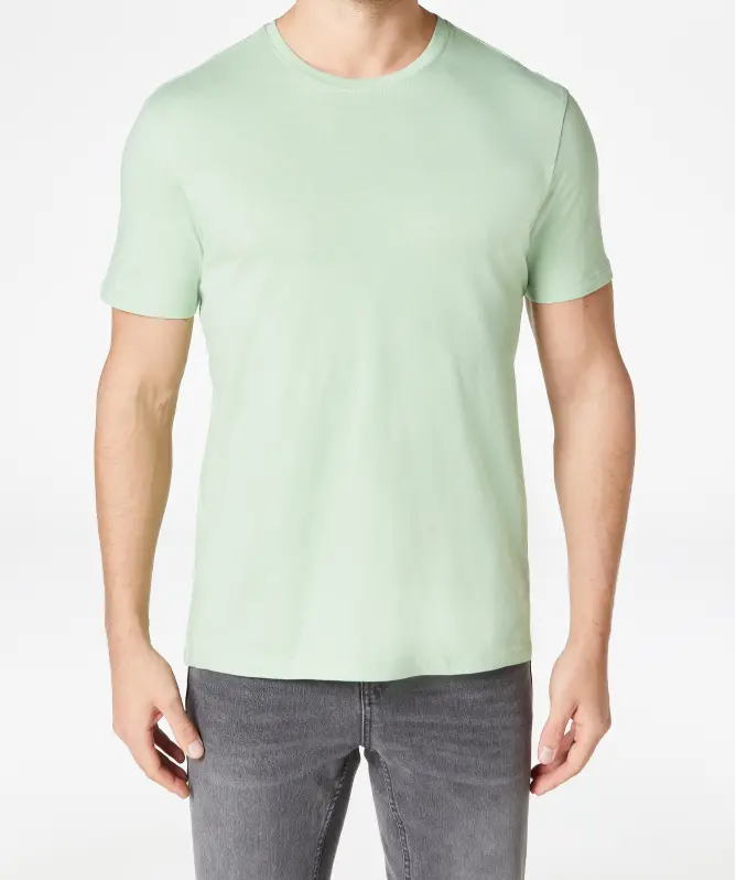 Basic T-Shirt