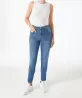 niebieski jeans