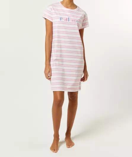 Bigshirt mit Stickerei