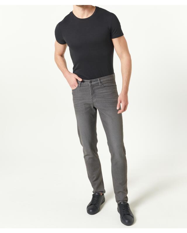Jean homme, jean gris — KiK, produit allemand authentique au Maroc