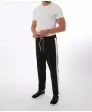 jogginghose-mit-seitenstreifen-schwarz-119485810000_1000_HB_M_EP_01.jpg
