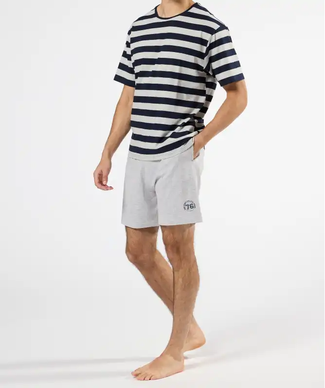 Korte pyjama met strepen