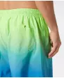 badeshorts-mit-farbverlauf-neon-gruen-119495618440_1844_DB_W_EP_01.jpg