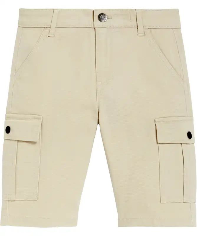 Shorts in Bermudalänge