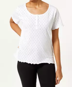 T-shirt met broderiepatroon