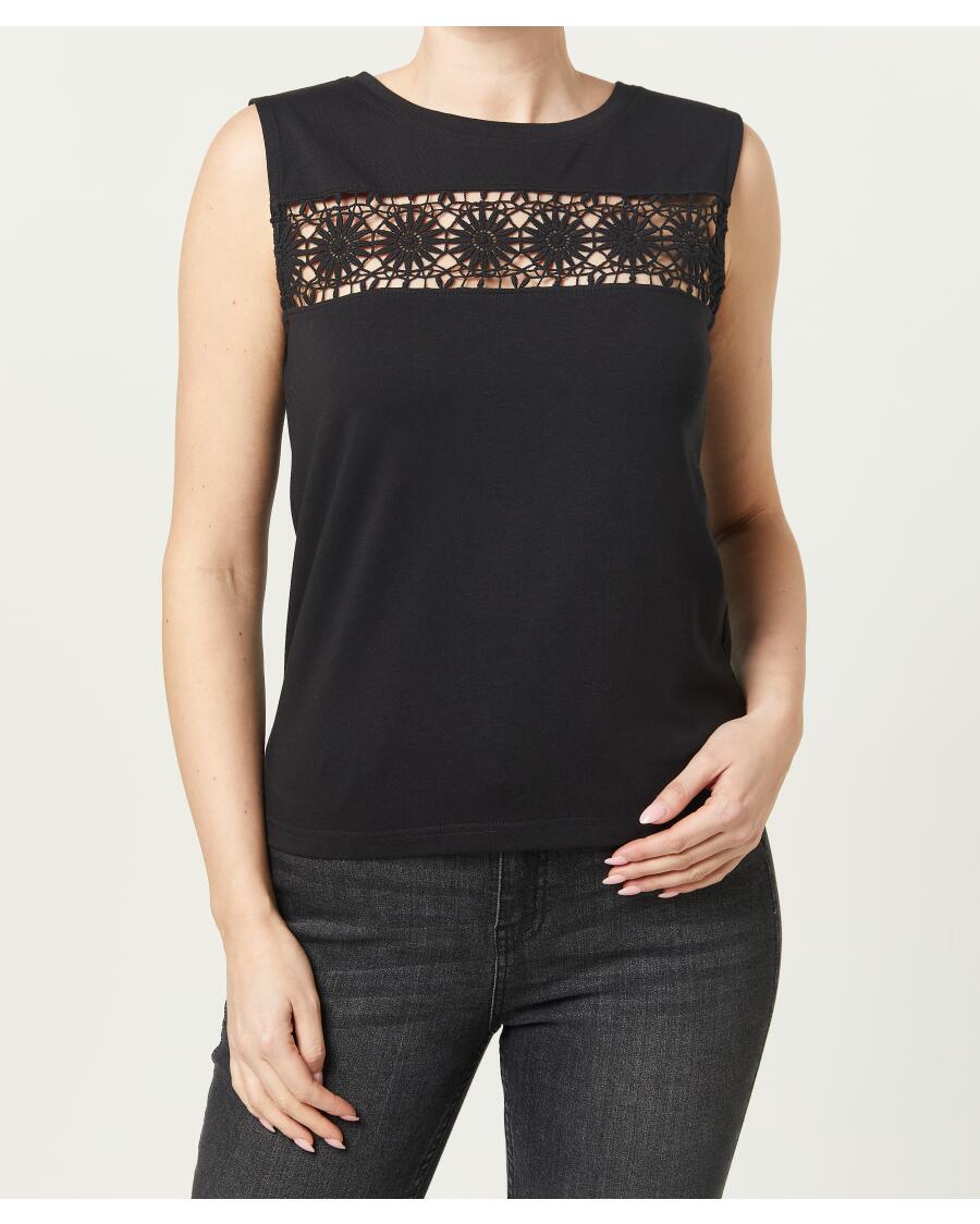 Top met gehaakte details zwart