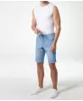 jeans-shorts-in-bermudalaenge-jeansblau-hell-119765721010_2101_HB_M_EP_01.jpg