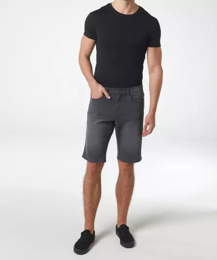 Jeans-Shorts in Bermudalänge