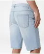 jeans-shorts-mit-destroyed-effekten-jeansblau-hell-119768221010_2101_DB_M_EP_01.jpg