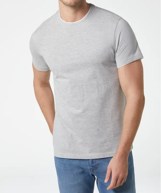 T-Shirt in 2-in-1-Optik