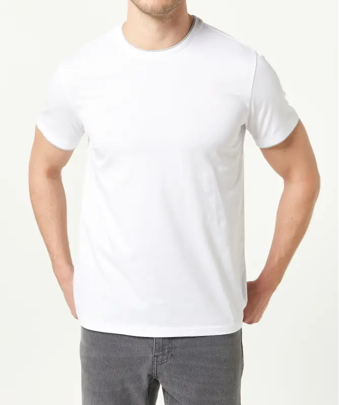 T-Shirt in 2-in-1-Optik