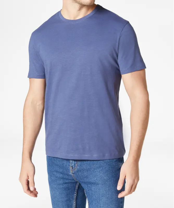 Basic T-Shirt