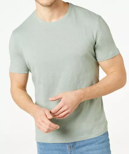 Basic T-Shirt