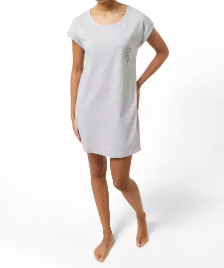 Big shirt met belettering