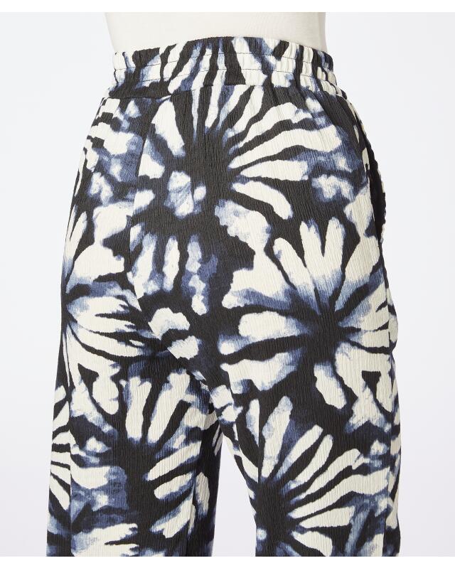 Pantalon palazzo effet froissé femme, bleu marine imprimé (KiK Palazzohose in Crinkleoptik (dunkelblau bedruckt)) — KiK, produit allemand authentique au Maroc