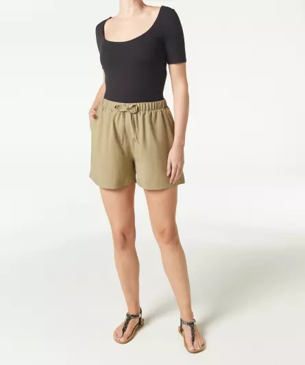 Einfarbige Shorts