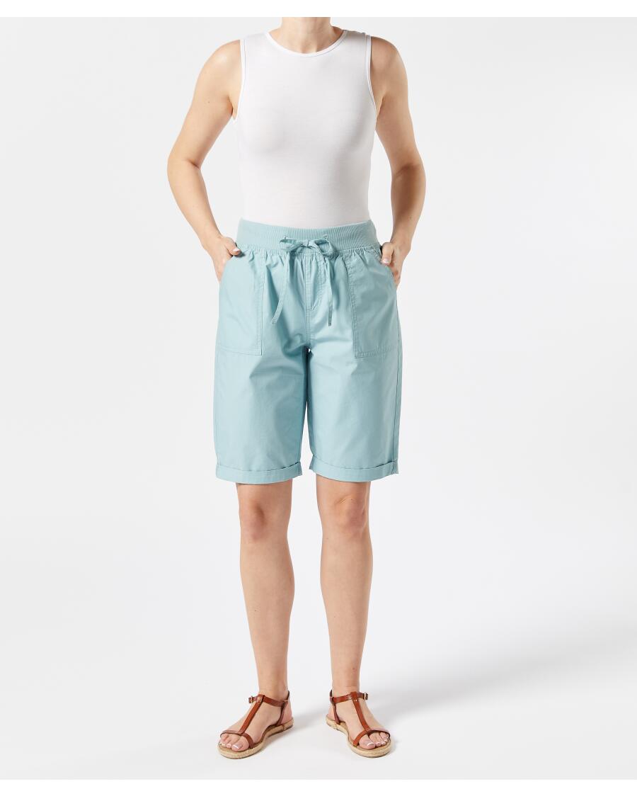 Short in bermuda lengte mintgroen