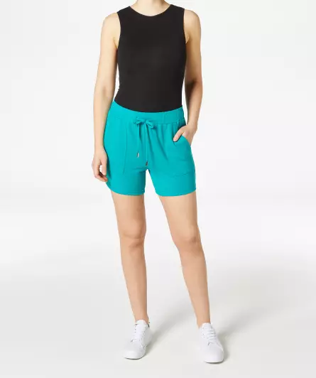 Kurze Shorts