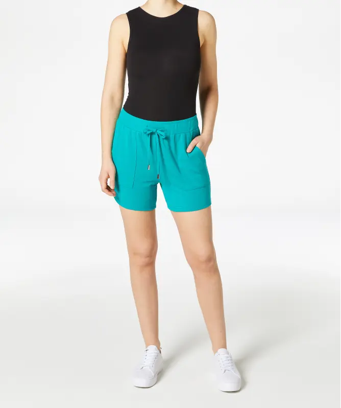 Kurze Shorts
