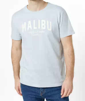 Hellblaues T-Shirt