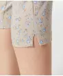 bengalinhose-mit-blauen-blumen-natur-bedruckt-119937820050_2005_DB_M_EP_02.jpg
