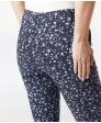 gebluemte-bengalinhose-dunkelblau-bedruckt-119941513190_1319_DB_M_EP_01.jpg