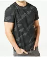 t-shirt-mit-camouflagedruck-schwarz-bedruckt-119947710040_1004_HB_M_EP_01.jpg