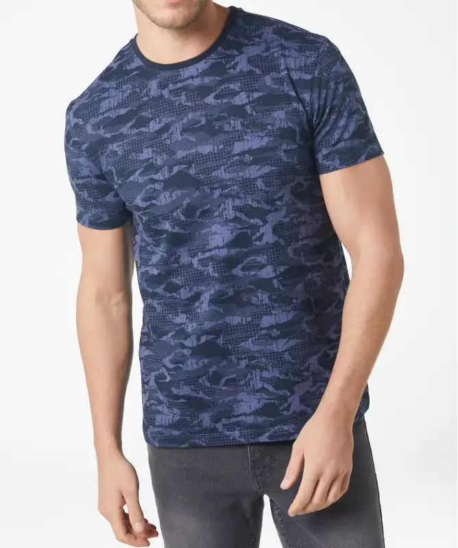 T-Shirt mit Camouflagedruck