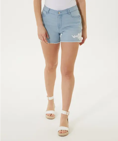 Jeansy szorty z koronką