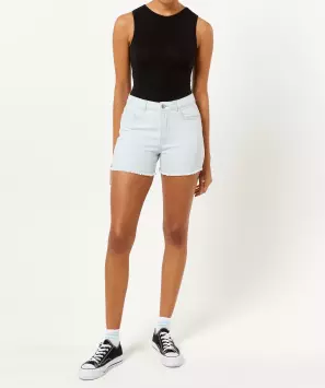 Jeans-Shorts mit Waschungseffekten