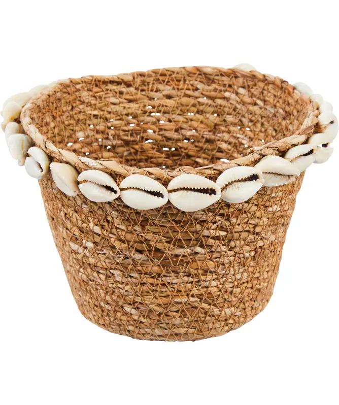 Seegraskorb mit Muscheln