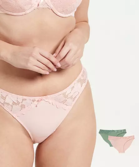 Slips mit Spitzendetails
