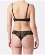 balconette-bh-string-schwarz-120018710000_1000_NB_W_EP_01.jpg