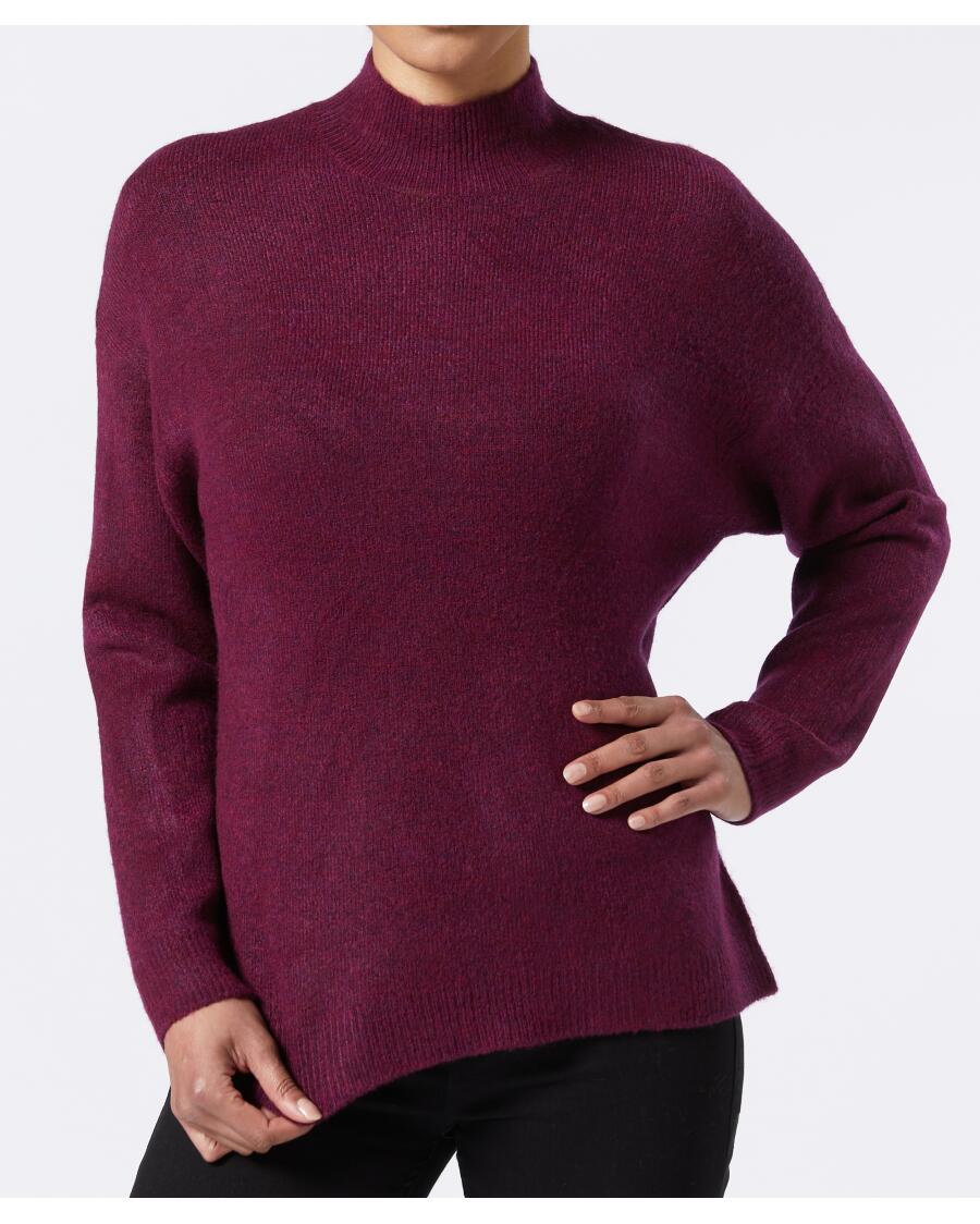 Sweter z cienkiej dzianiny jagoda