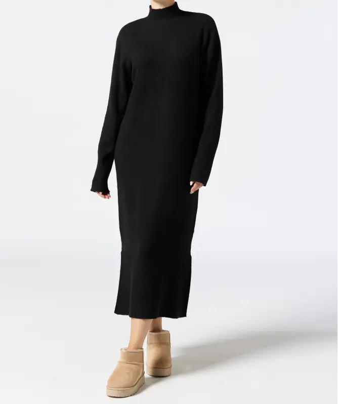 Strickkleid mit Stehkragen