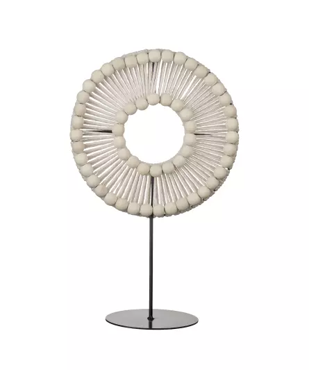 Decoratie met ballen op standaard