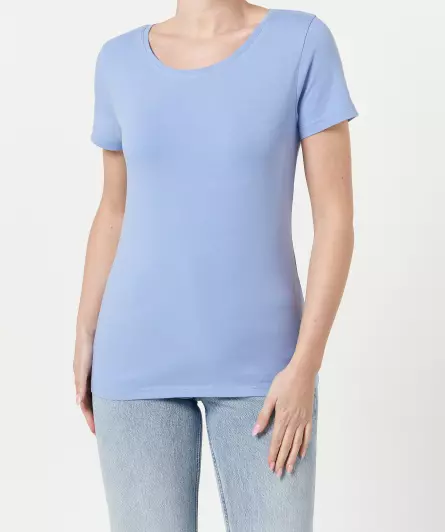 Basic T-Shirt
