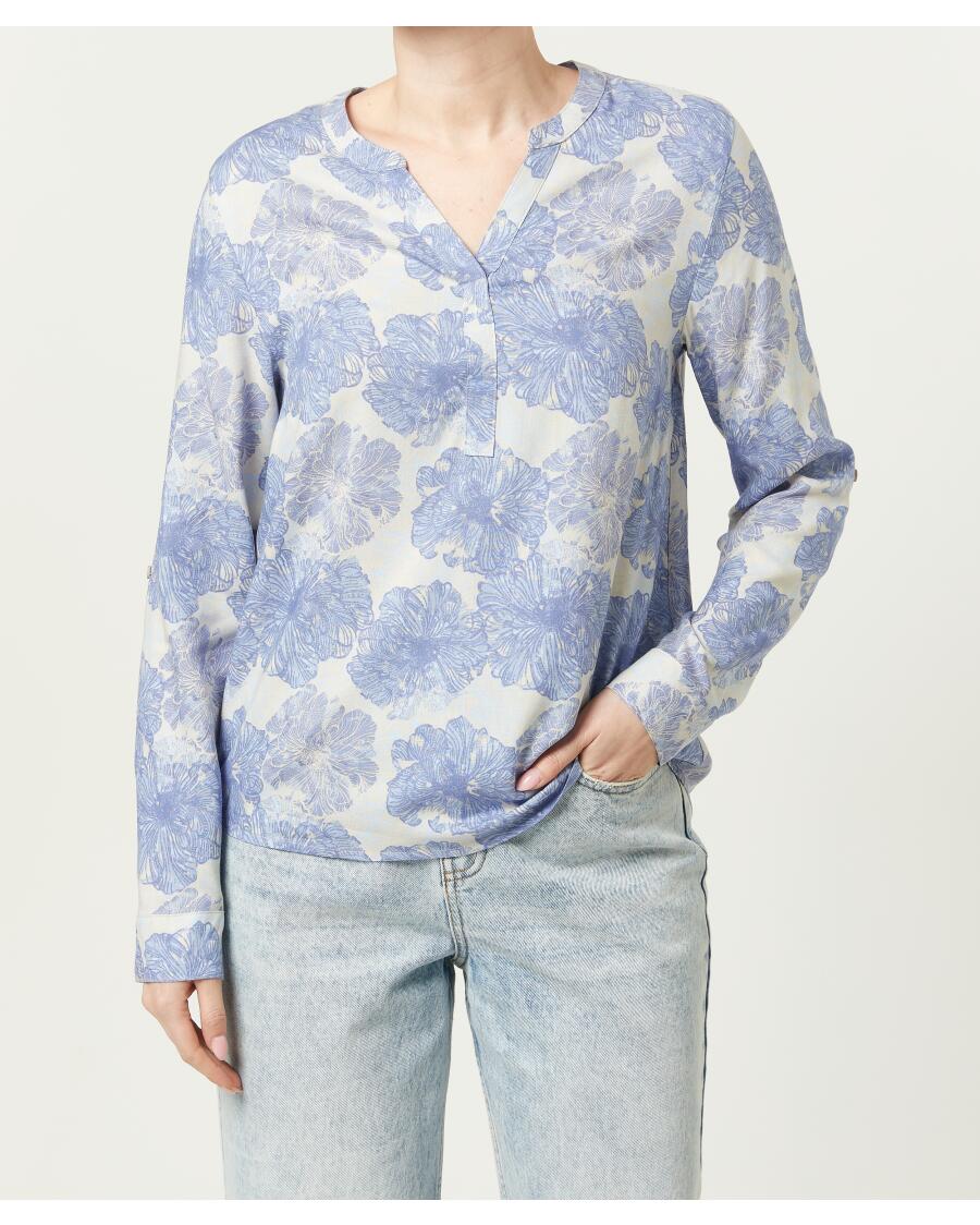 Bluse mit blauen Blumen Blumendruck