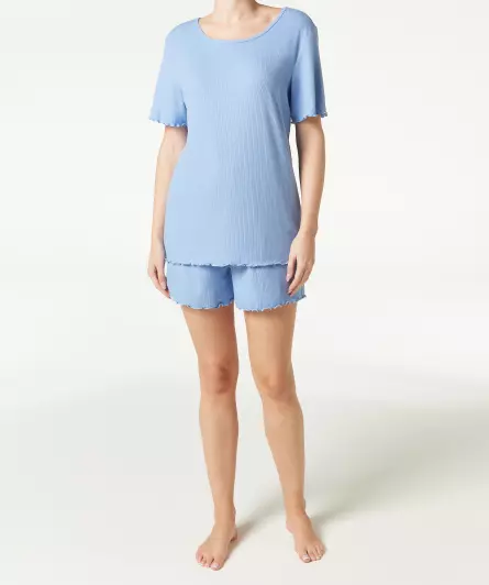 Blauer Pyjama