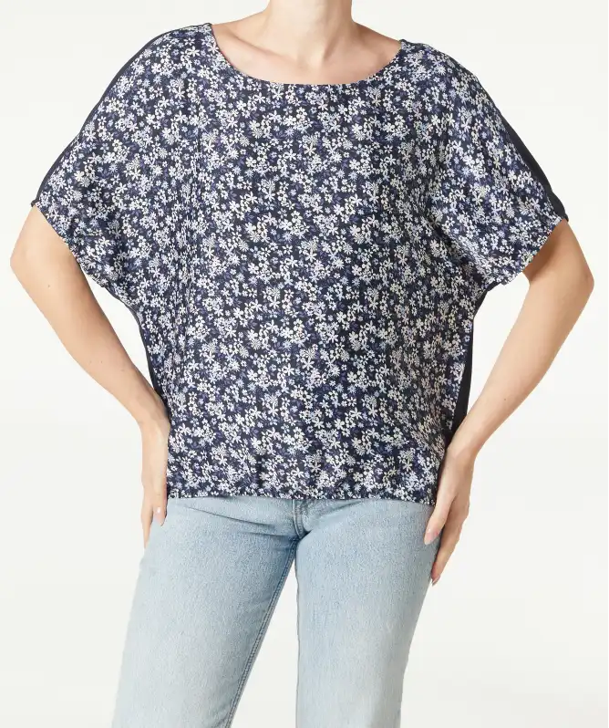 Blusenshirt mit Fledermausärmeln