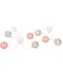 LED-Lichterkette mit Baumwollkugeln