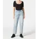 Mom-Jeans mit Destroyed-Effekten