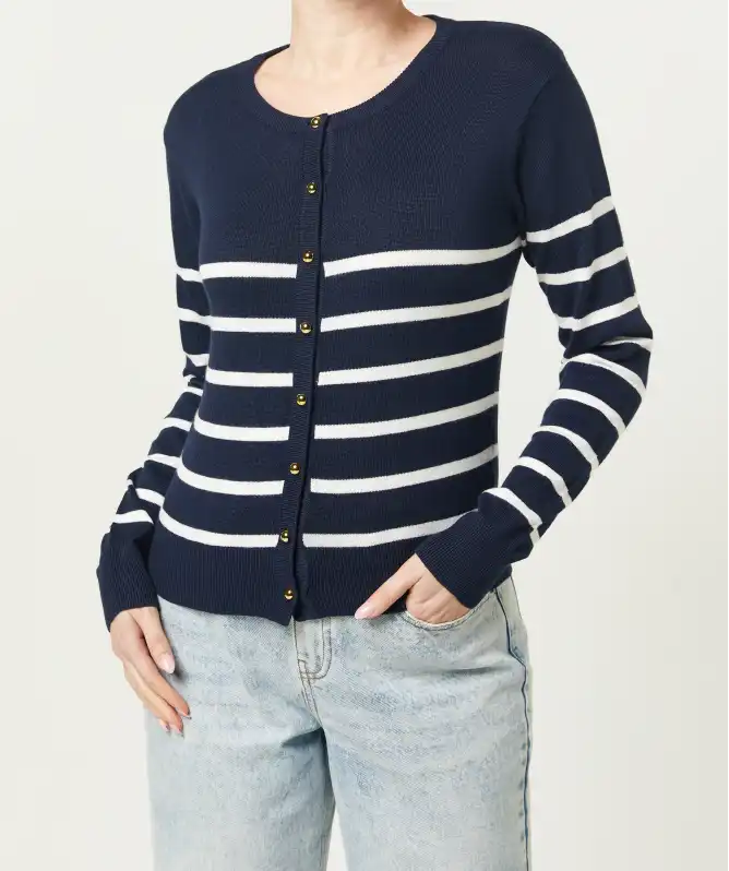 Strickjacke mit Streifen