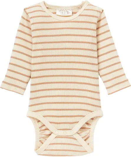 Newborn gerippter Body