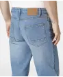 Basic Jeans