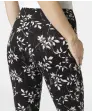 Leggings mit Blattmuster