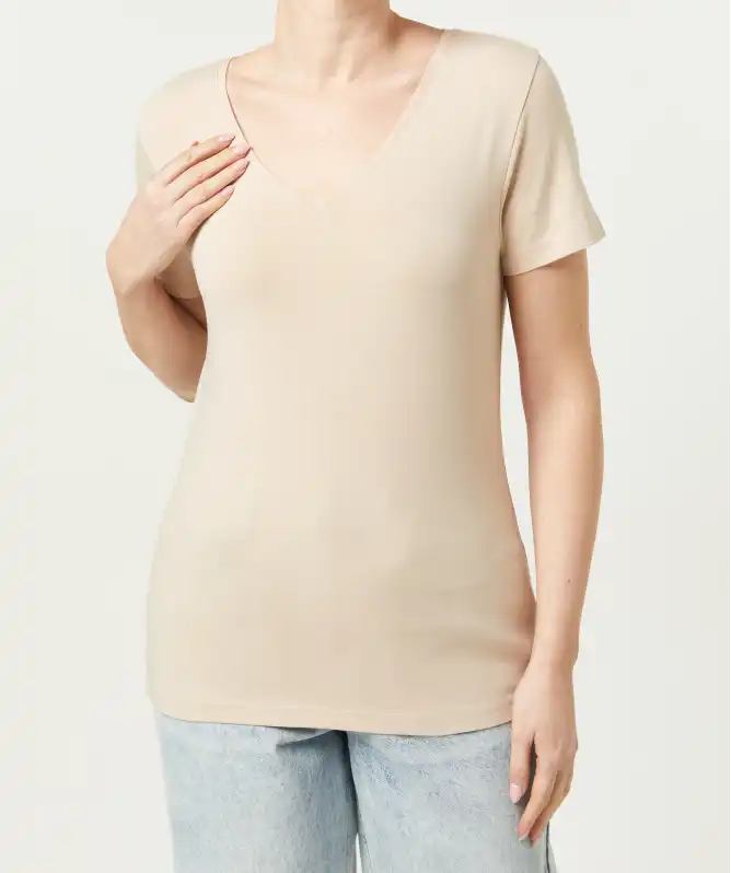 T-Shirt mit V-Ausschnitt