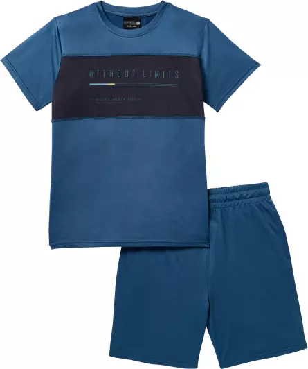 Sport-Shirt + Sport-Shorts