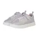 Sneaker in Holo-Optik