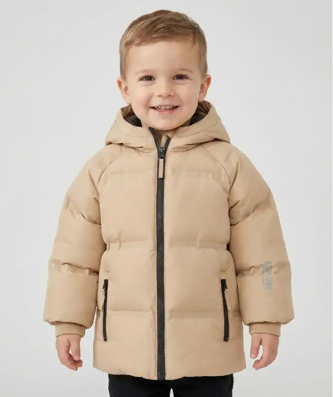 Gewatteerd jack met capuchon